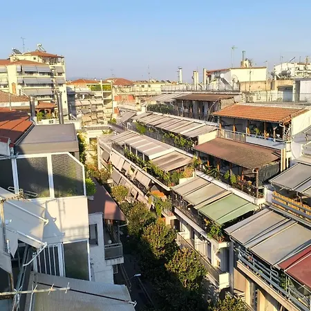 View Rooftop Nest Апартаменты *